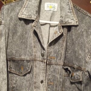 Women's Gray Denim Jacket